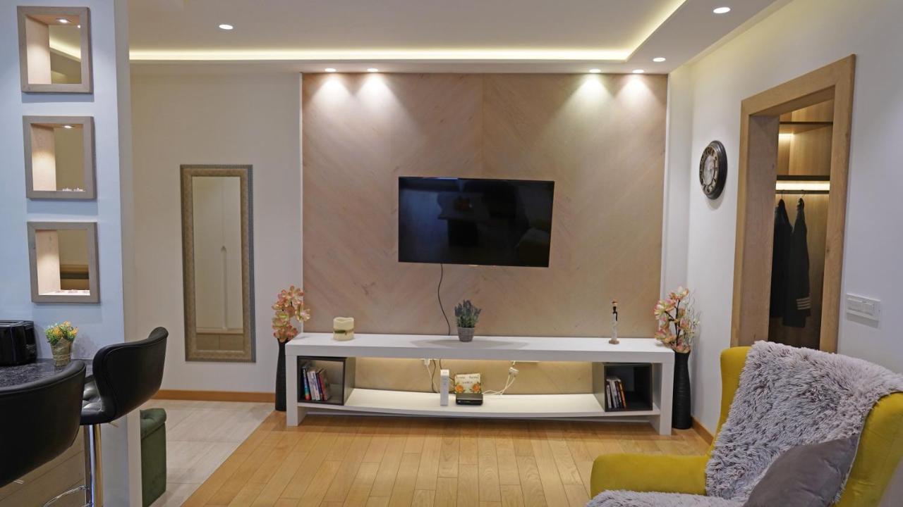 Captain'S Apartment Belgrado Buitenkant foto